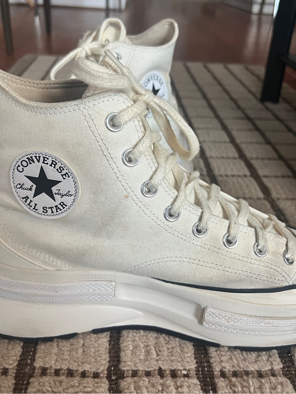 Converse Off-White Chuck 70 AT-CX Sneakers - Picture 9 of 11